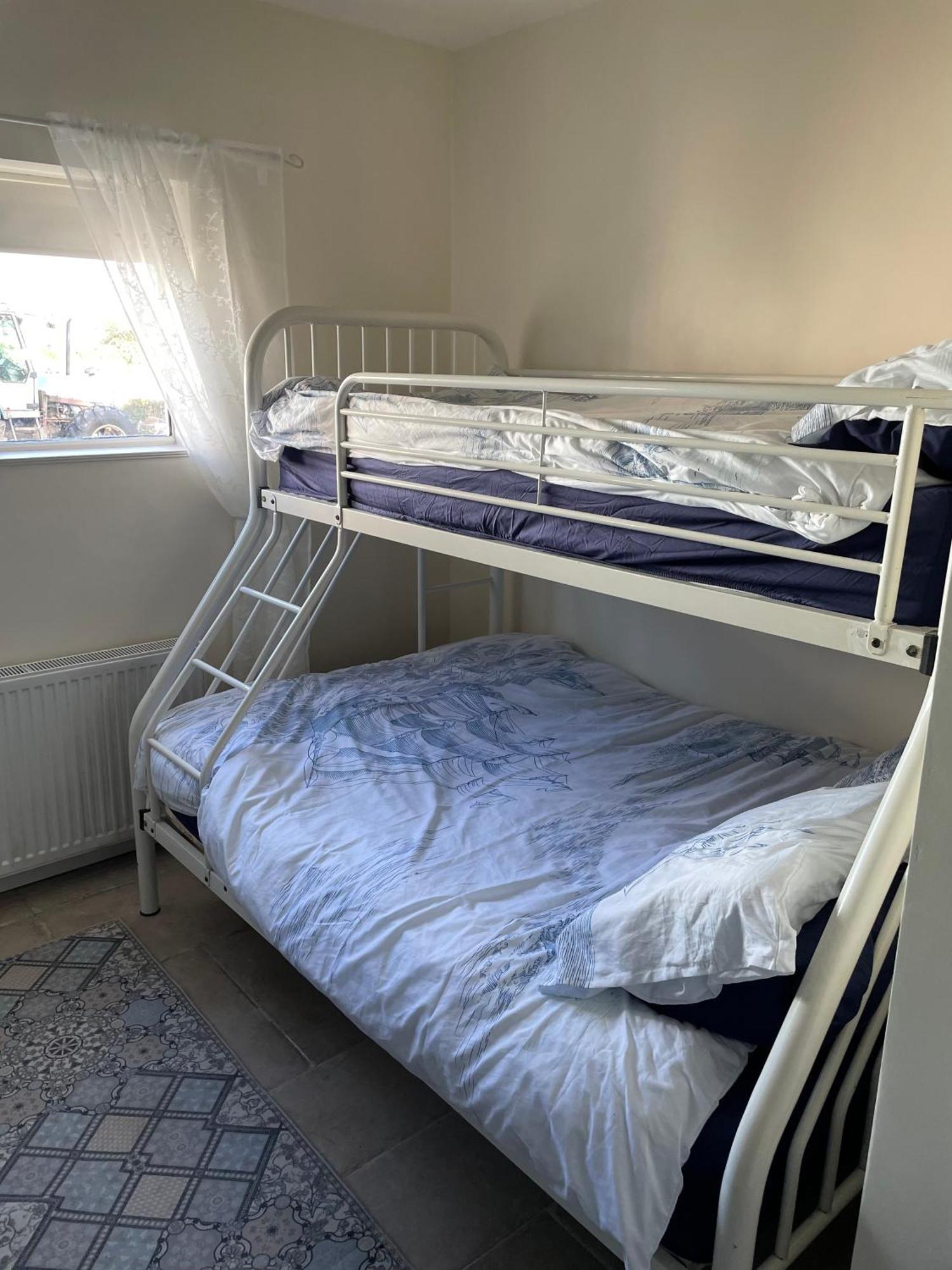 Family And Pet Friendly Farm Stay Балишанън Екстериор снимка